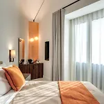Residenze Piazza Dante Pensión