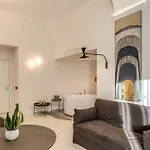 Residenze Piazza Dante Pensión 3*