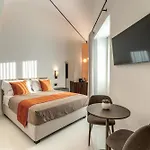Residenze Piazza Dante Pensión 3*