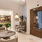 Residenze Piazza Dante Pensión 3*