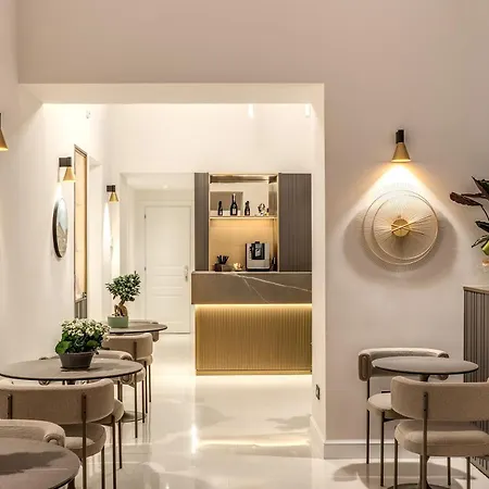 Πανσιόν Residenze Piazza Dante 3*