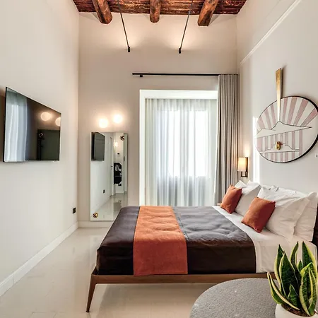 Residenze Piazza Dante Πανσιόν 3*