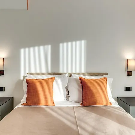 Residenze Piazza Dante Guest house