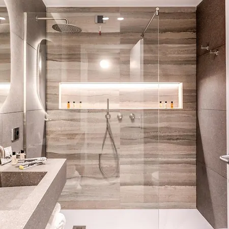 Residenze Piazza Dante 3*