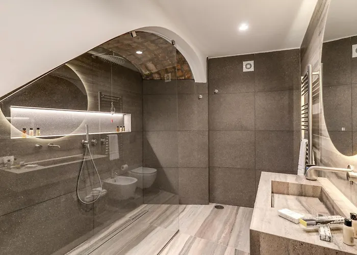 Residenze Piazza Dante 3*