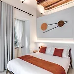 بيت ضيافة Residenze Piazza Dante 3*